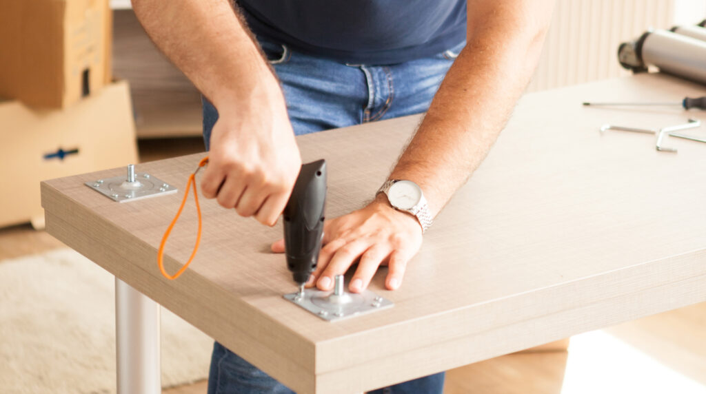 Montagem de móveis para escritório e home office: produtividade e conforto
