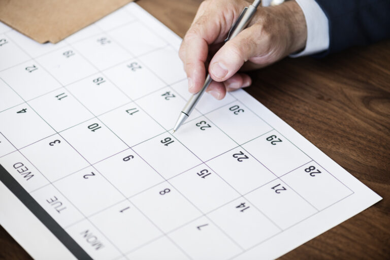 Agosto é mês de mudança? Descubra por que tantas pessoas trocam os móveis nesta época